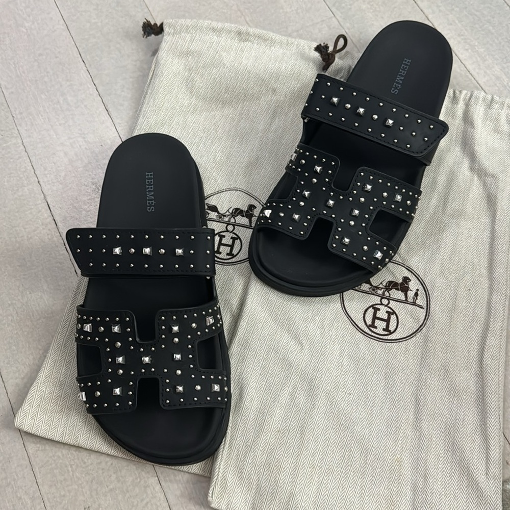 Designer inspired chypre stud sandal 39 black leather brand new